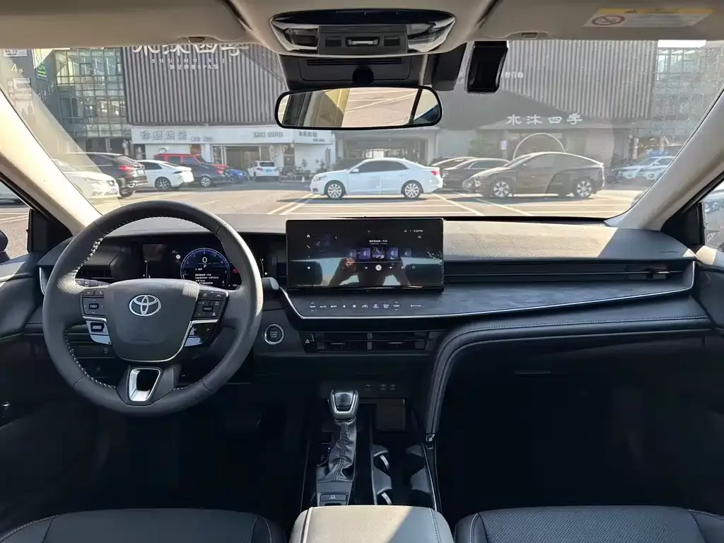 Toyota Camry 2025 из CN, фото 7