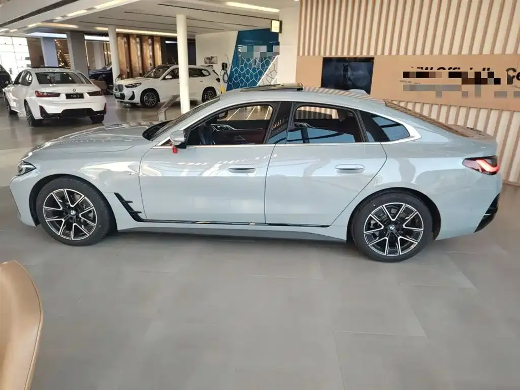 BMW 4 Series 2025 из CN, фото 2