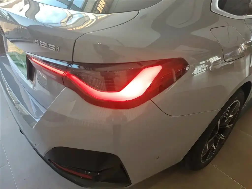 BMW 4 Series 2025 из CN, фото 8