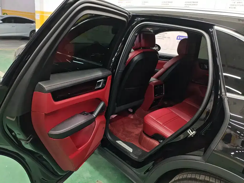 Porsche Cayenne 2022 из CN, фото 2