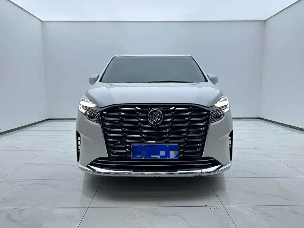 Buick GL8 2022 из CN, фото 3