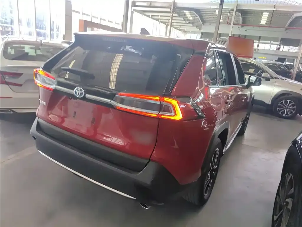 Toyota Wildlander New Energy 2021 из CN, фото 3