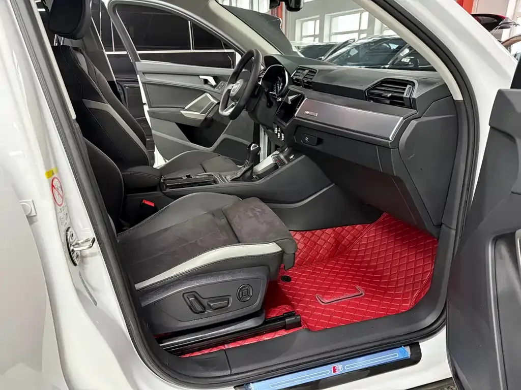 Audi Q3 2022 из CN, фото 3