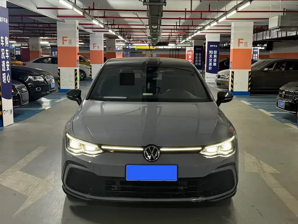 Volkswagen Golf 2022 из CN, фото 6