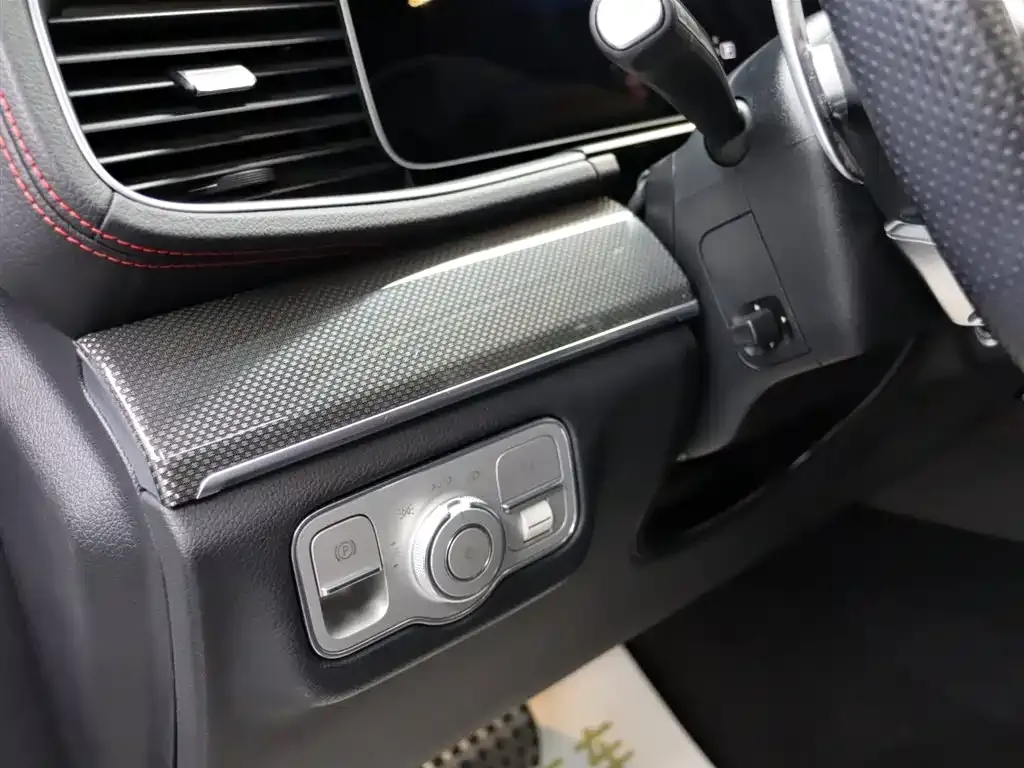 Mercedes-Benz GLE Coupe AMG — фото 9