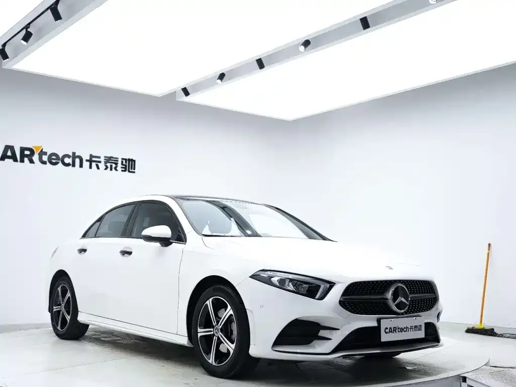 Mercedes-Benz A-Class — фото 7