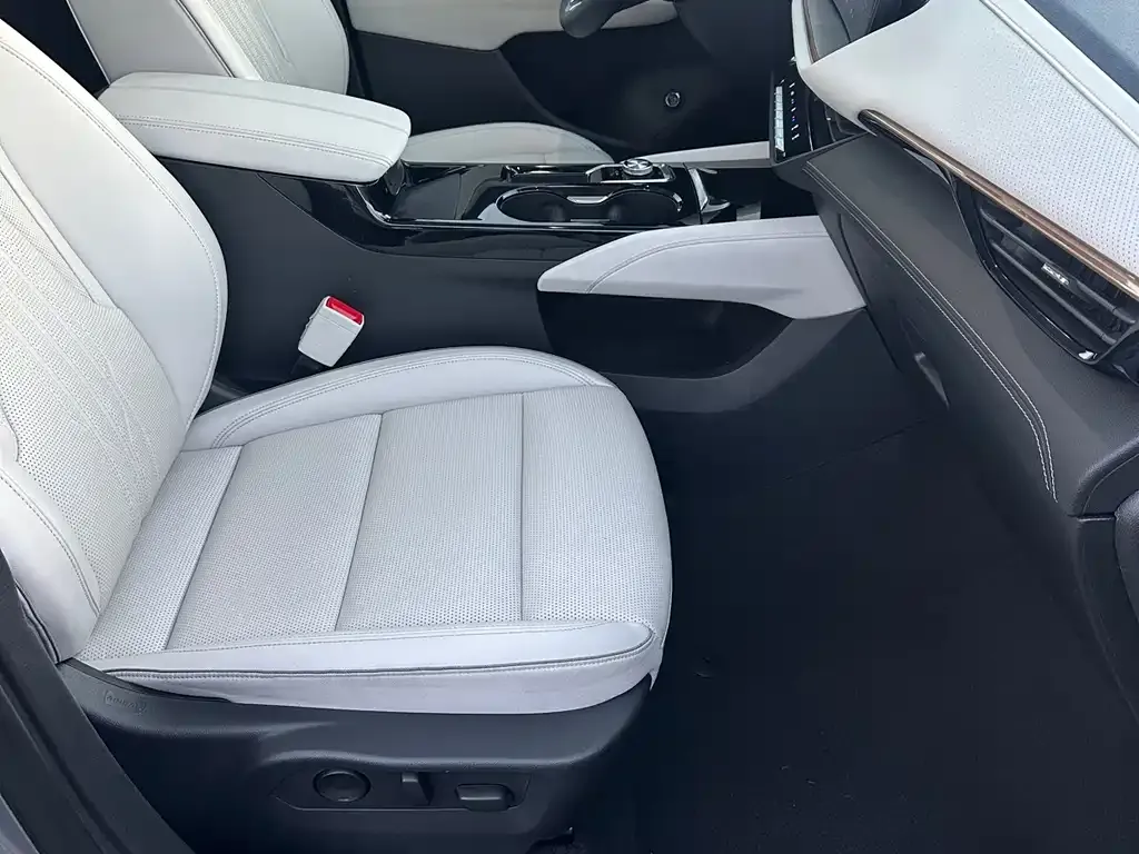 Buick Envision Plus 2024 из CN, фото 8