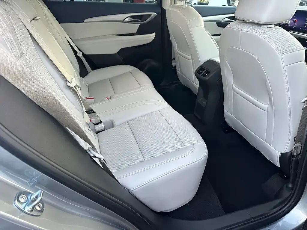 Buick Envision Plus 2024 из CN, фото 2