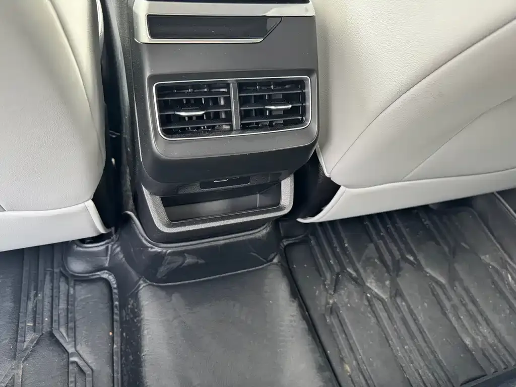 Geely Xingrui 2022 из CN, фото 8