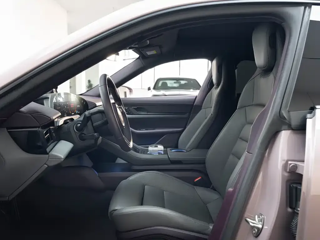 Porsche Taycan 2021 из CN, фото 7