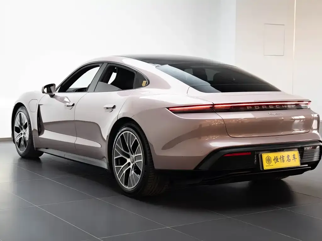 Porsche Taycan 2021 из CN, фото 8