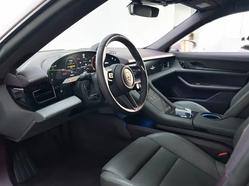 Porsche Taycan 2021 из CN, фото 10