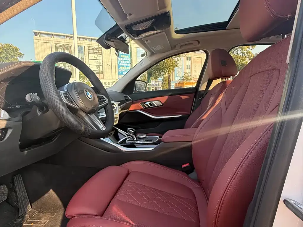 BMW 3 Series 2022 из CN, фото 5