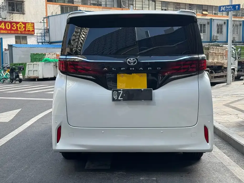 Toyota Alphard 2025 из CN, фото 3