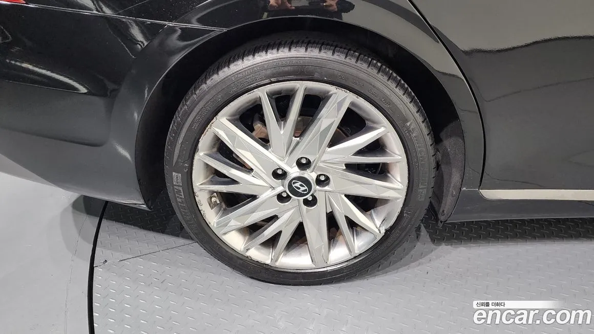 Hyundai Grandeur 2022 из KR, фото 5