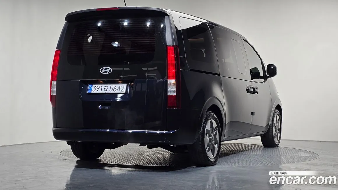 Hyundai Staria 2025 из KR, фото 2