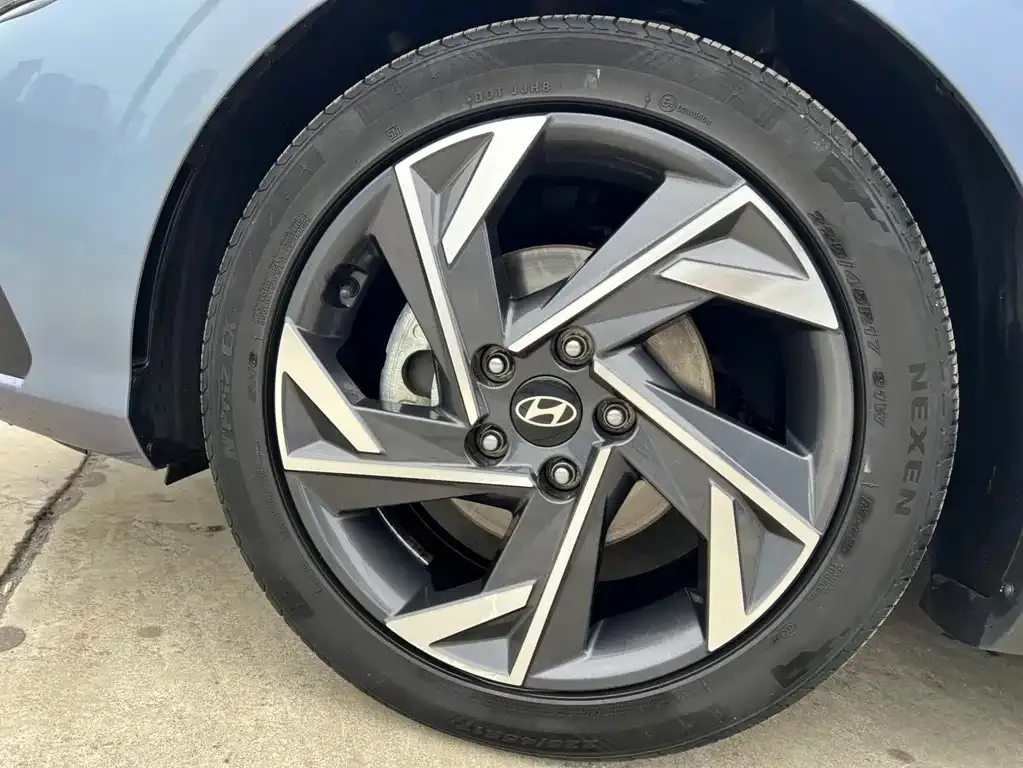 Hyundai Elantra 2024 из CN, фото 5