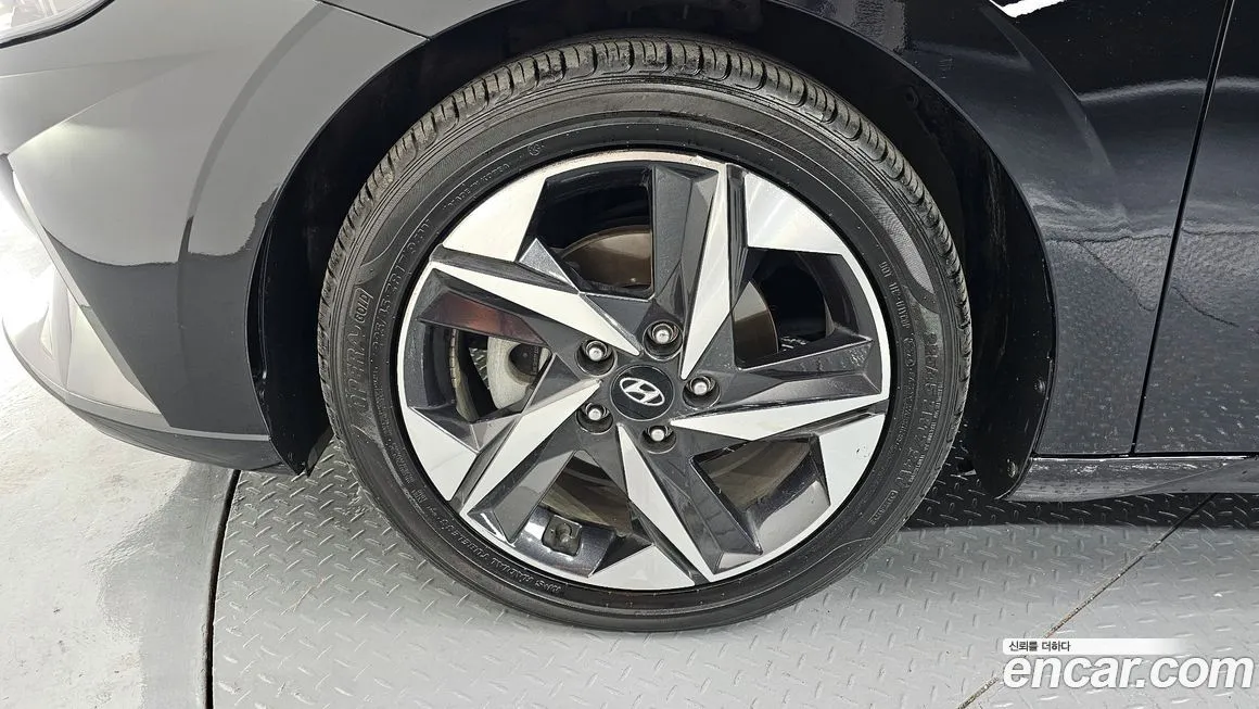 Hyundai AVANTE — фото 5