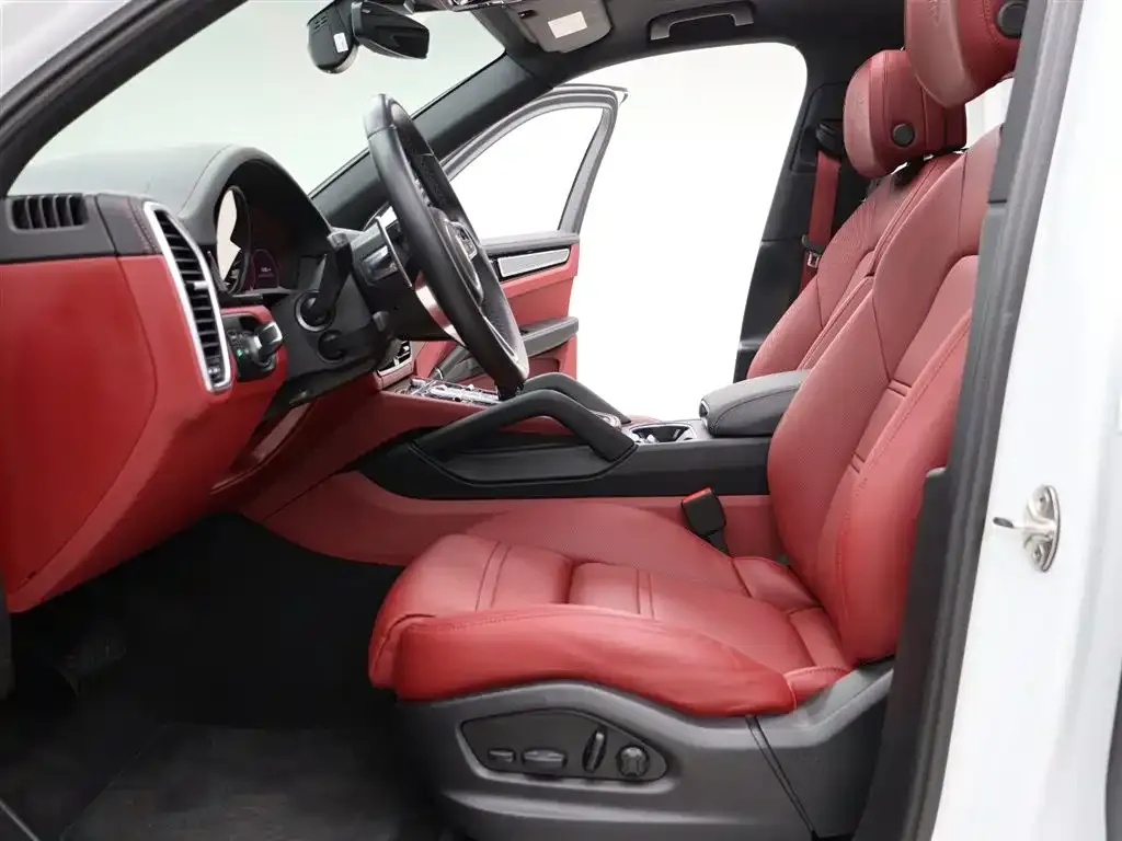 Porsche Cayenne 2023 из CN, фото 3