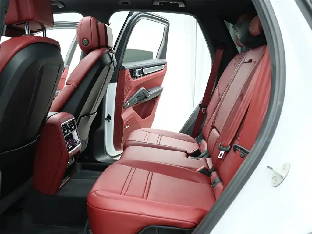 Porsche Cayenne 2023 из CN, фото 9