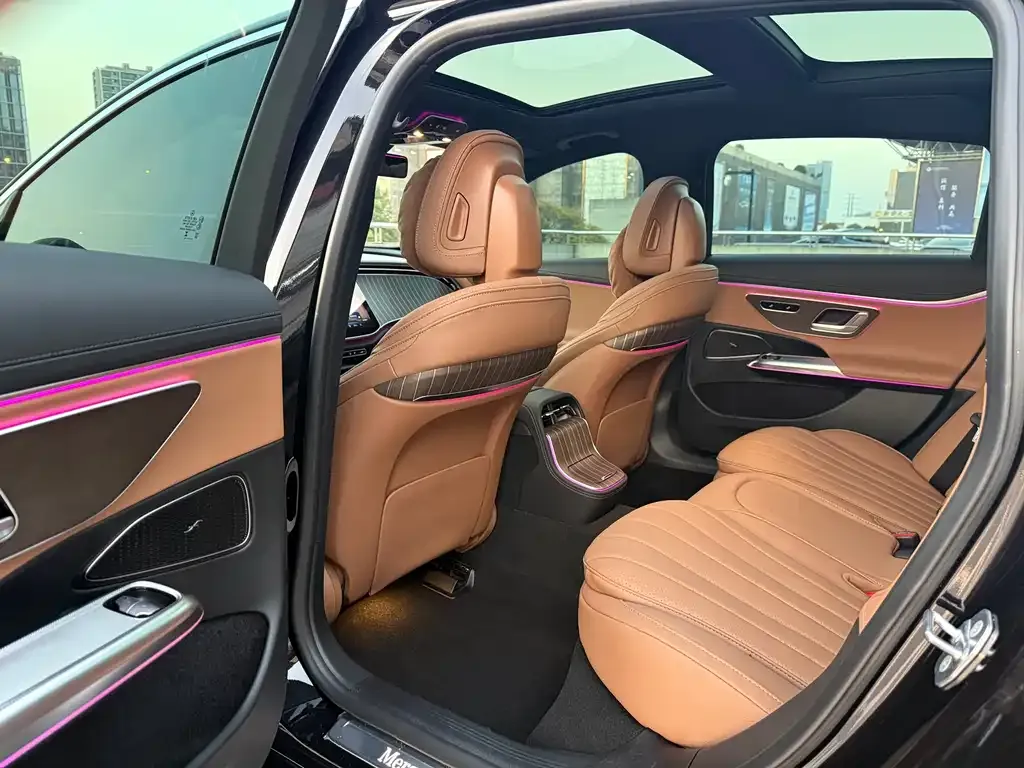 Mercedes-Benz E-Class 2025 из CN, фото 3