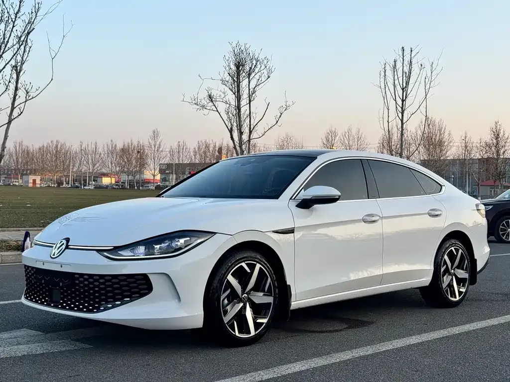Volkswagen Lamando 2023 из CN, фото 1