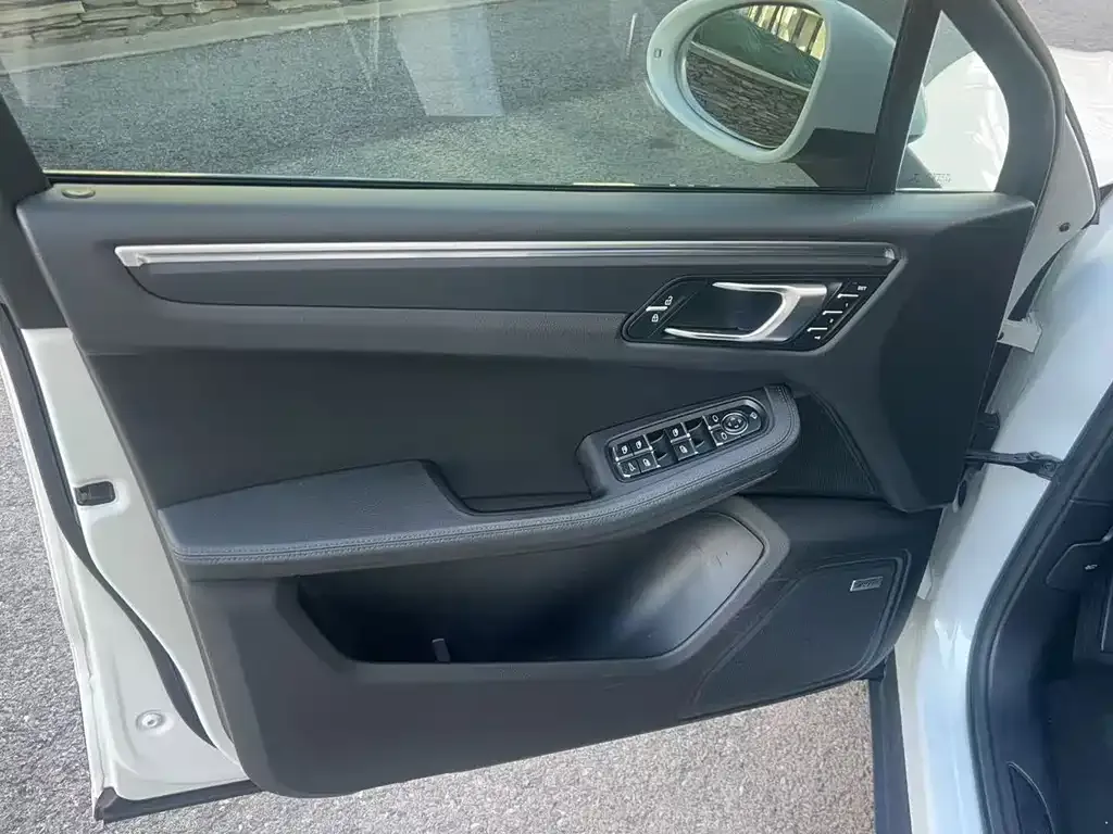 Porsche Macan 2021 из CN, фото 4