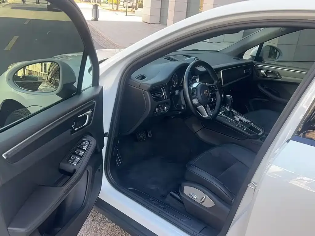 Porsche Macan 2021 из CN, фото 2