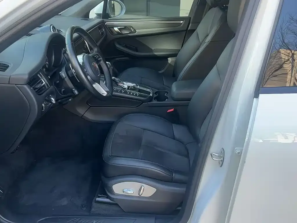 Porsche Macan 2021 из CN, фото 5