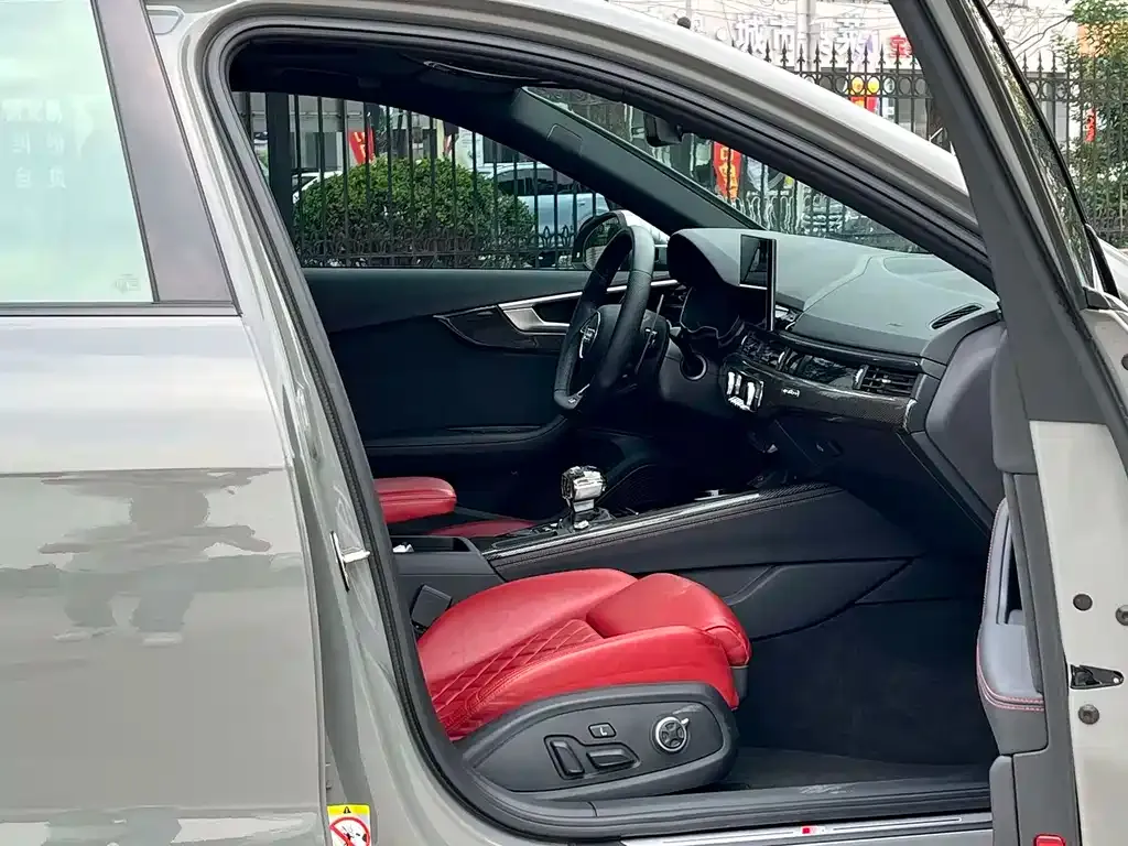 Audi S4 2022 из CN, фото 7
