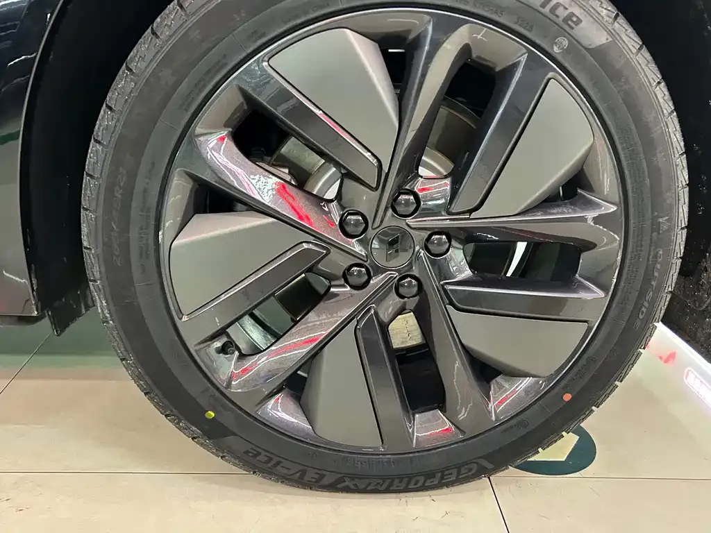 Li Auto L9 2024 из CN, фото 4