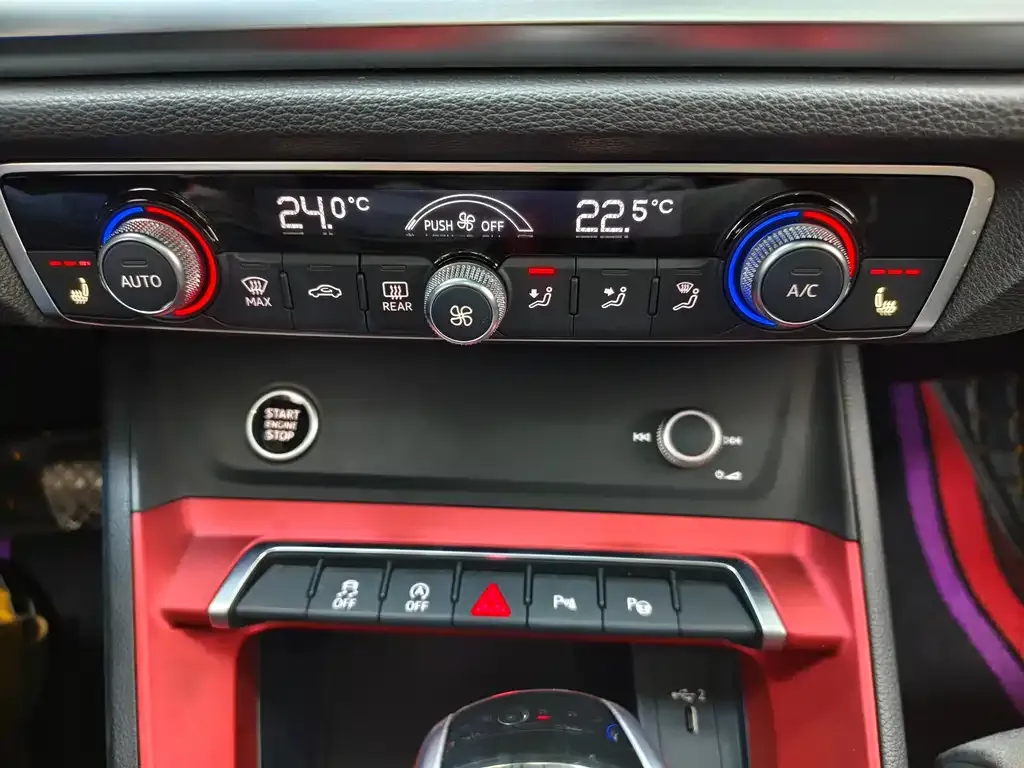 Audi Q3 2021 из CN, фото 8