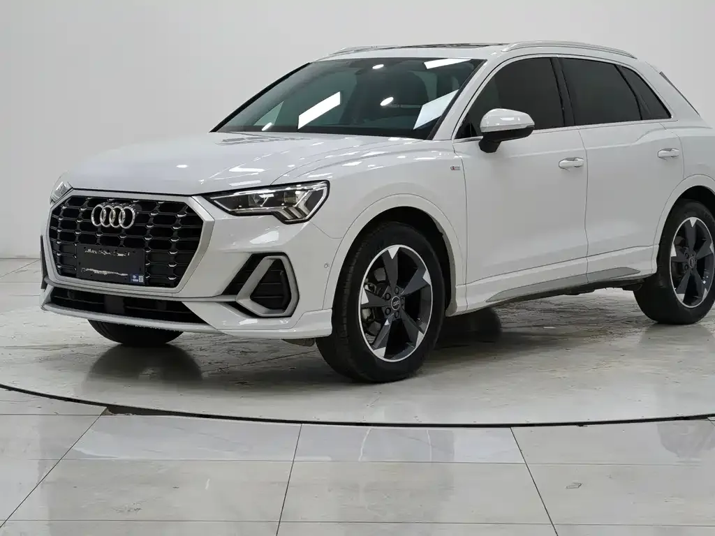 Audi Q3 2021 из CN, фото 7