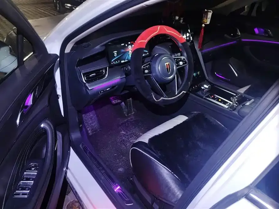 Hongqi H5 — фото 3