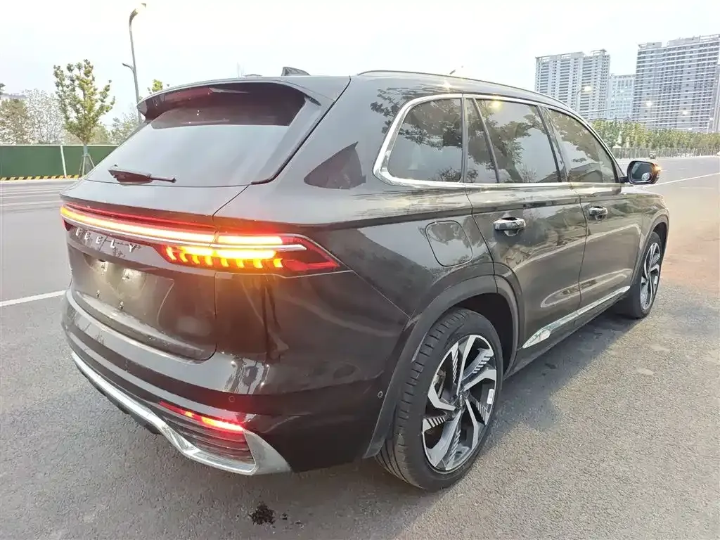 Geely Xingyue L — фото 7