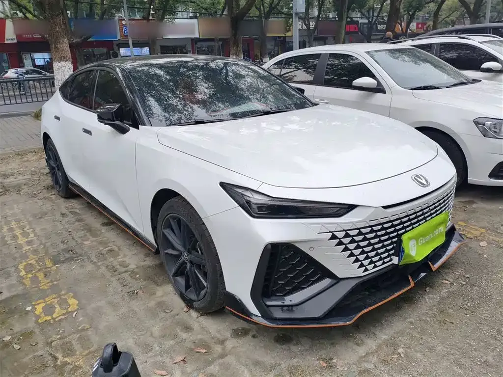 Changan UNI-V 2023 из CN, фото 4
