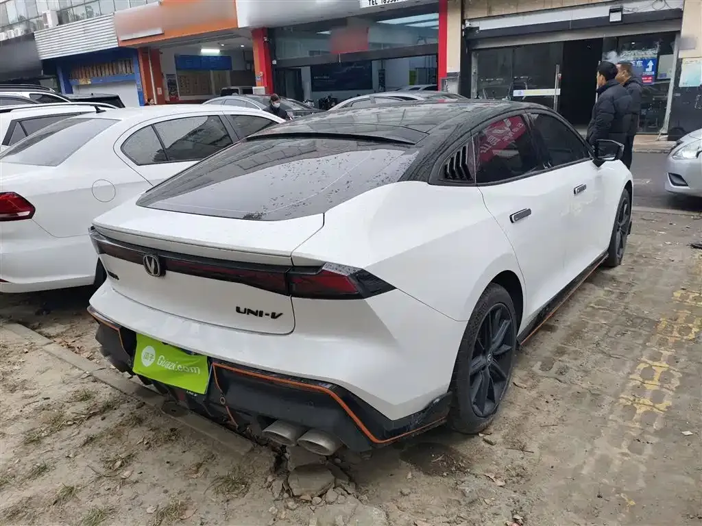 Changan UNI-V 2023 из CN, фото 6