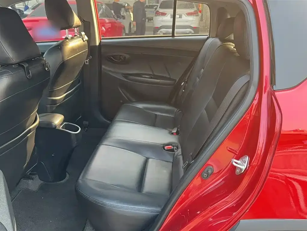 Toyota Yaris L 2022 из CN, фото 8