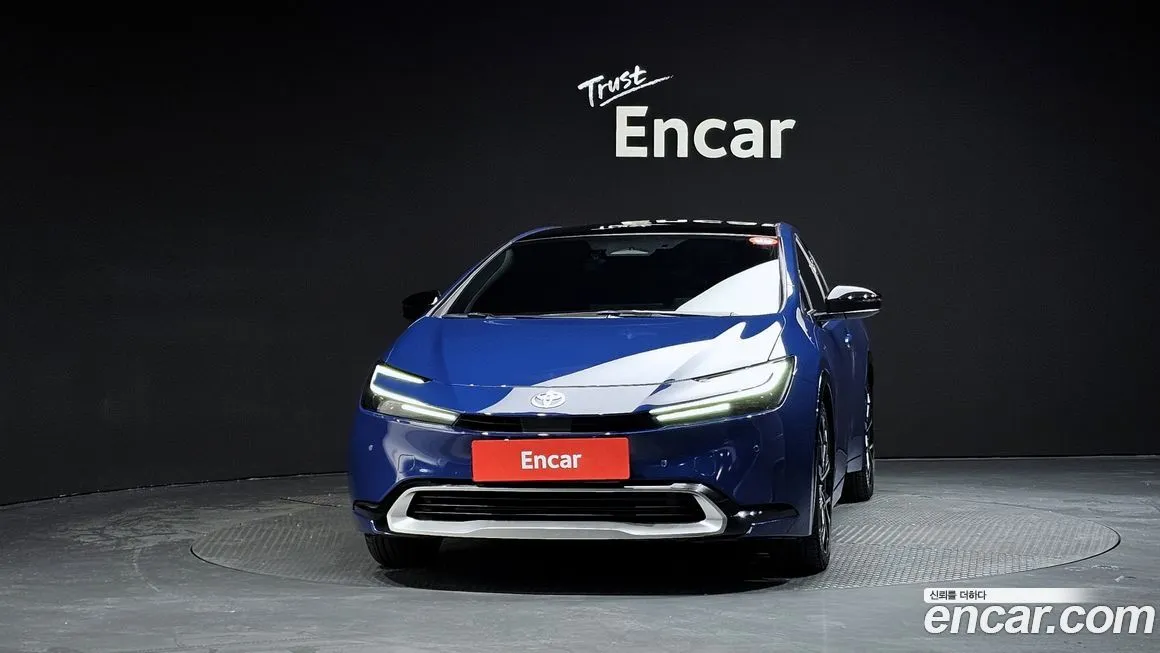 Toyota Prius 2024 из KR, фото 3