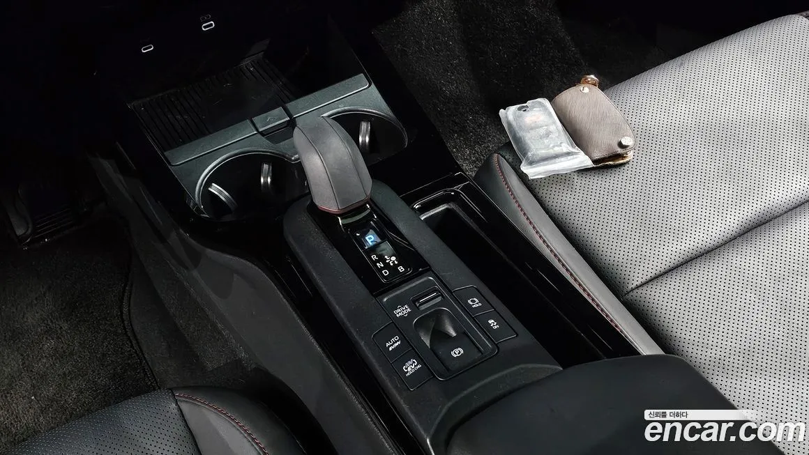 Toyota Prius 2024 из KR, фото 7