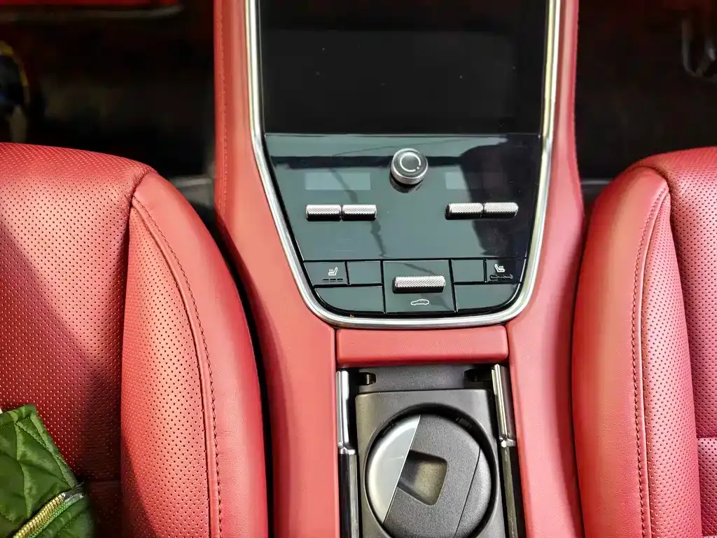 Porsche Panamera Hybrid 2023 из CN, фото 9