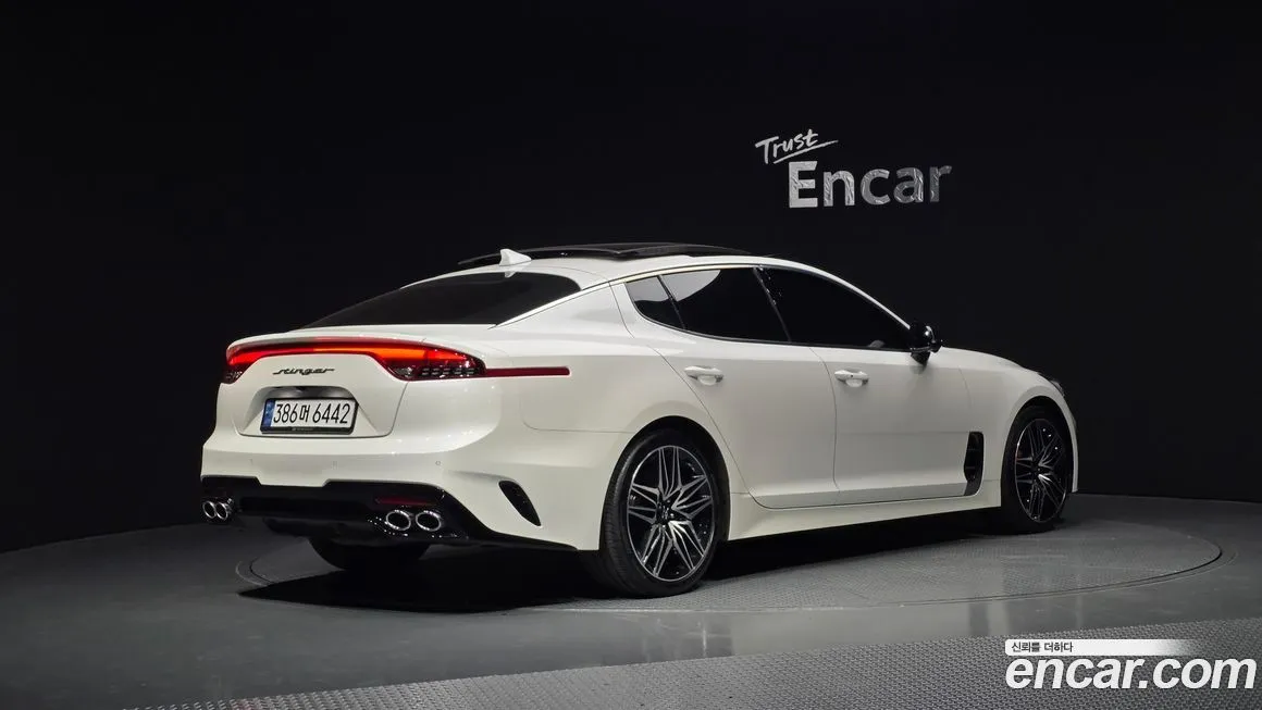 Kia Stinger 2021 из KR, фото 2