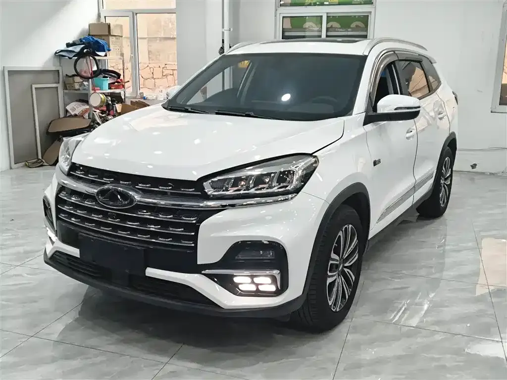 Chery Tiggo 8 — фото 6