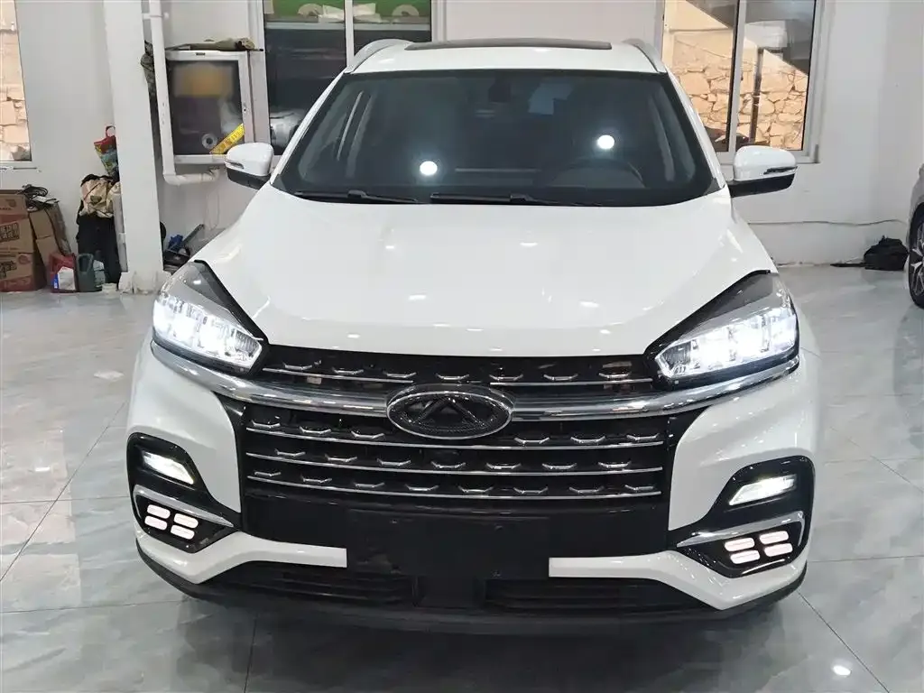 Chery Tiggo 8 — фото 3