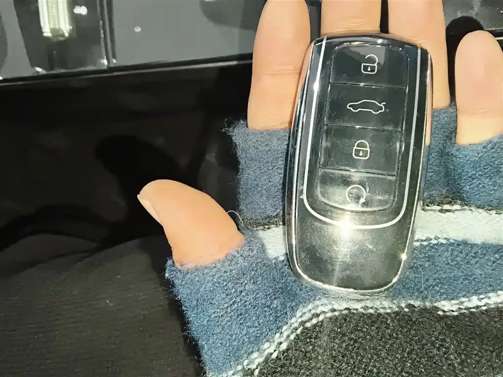 Chery Tiggo 8 — фото 10
