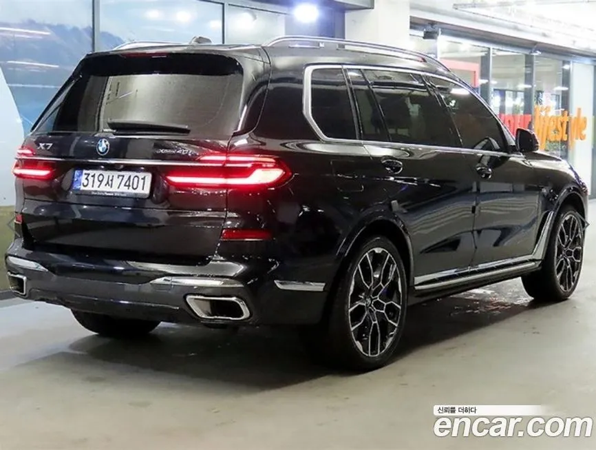 BMW X7 — фото 2