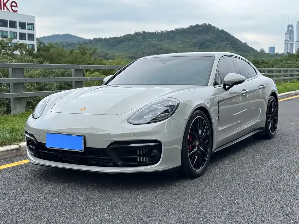 Porsche Panamera 2022 из CN, фото 1