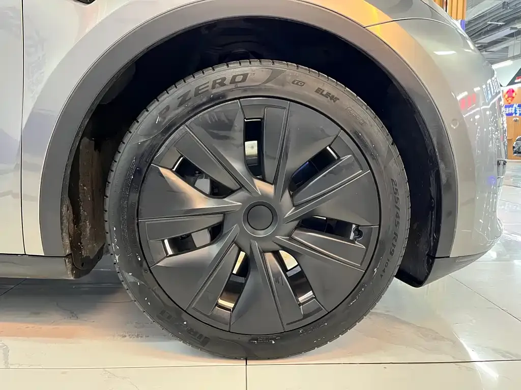Tesla Model Y 2023 из CN, фото 7
