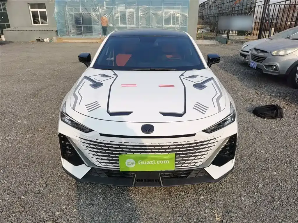Changan UNI-V 2023 из CN, фото 3