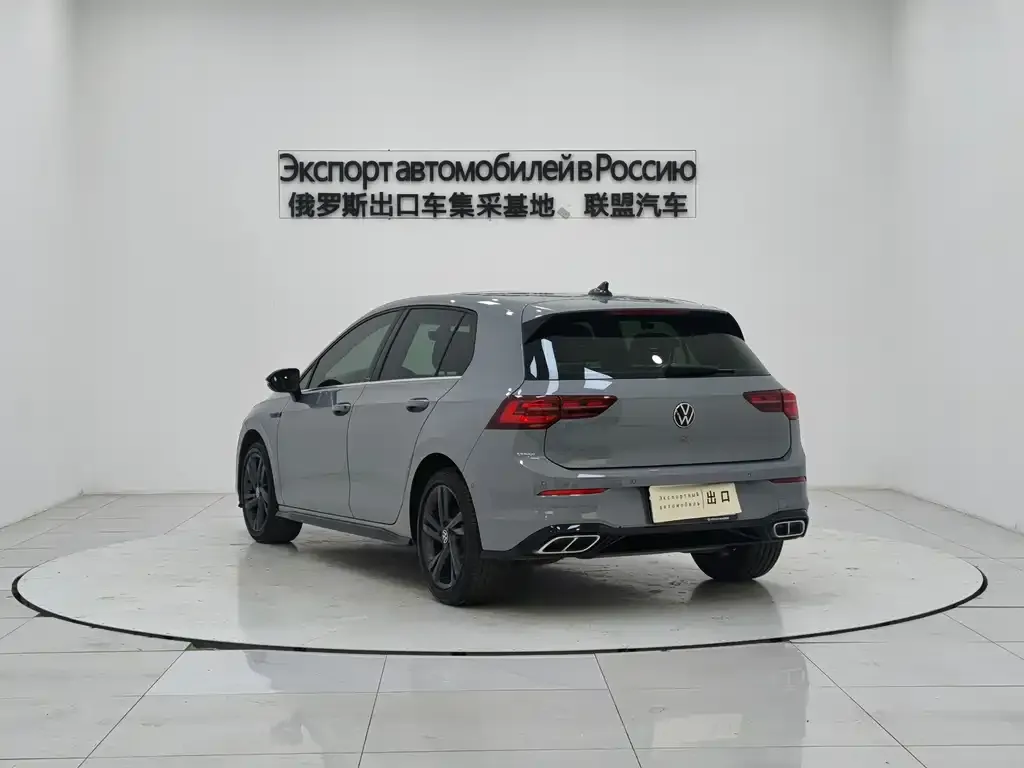 Volkswagen Golf 2023 из CN, фото 3